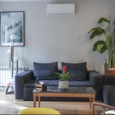 Design Apartment Near City Center Мадрид Экстерьер фото