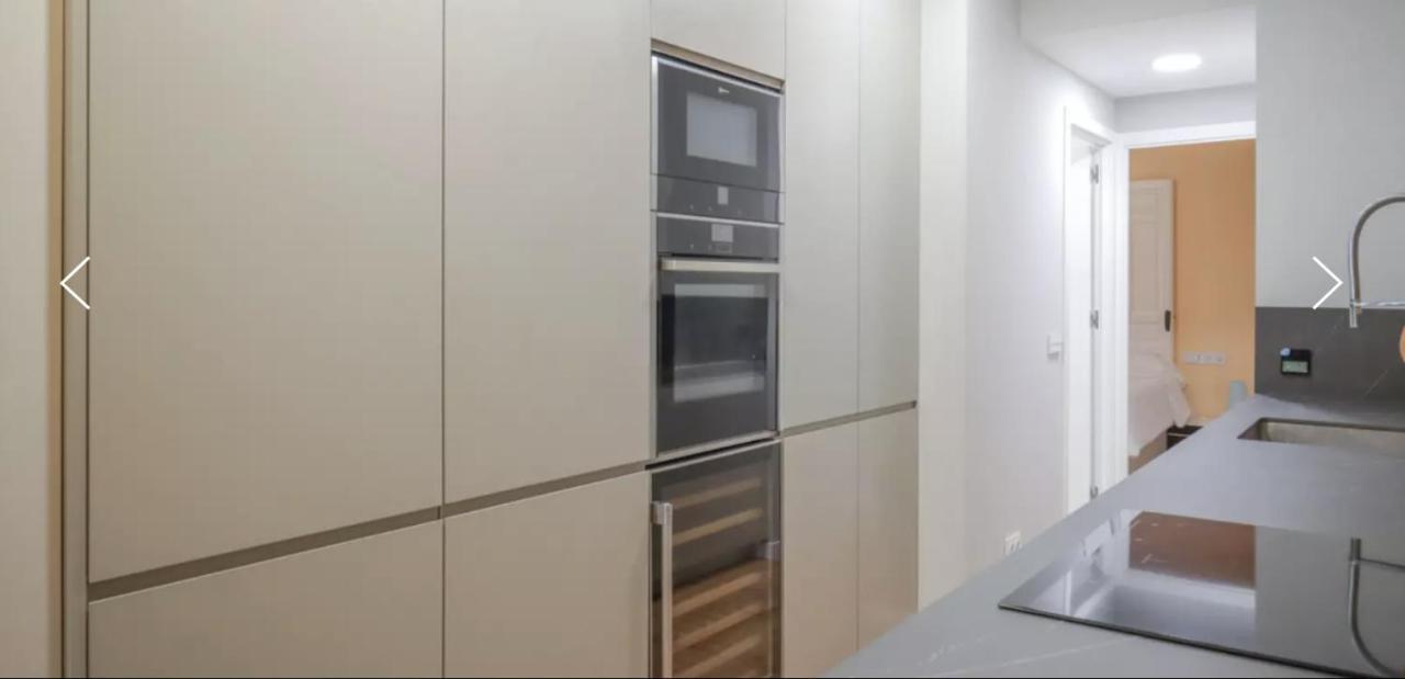Design Apartment Near City Center Мадрид Экстерьер фото